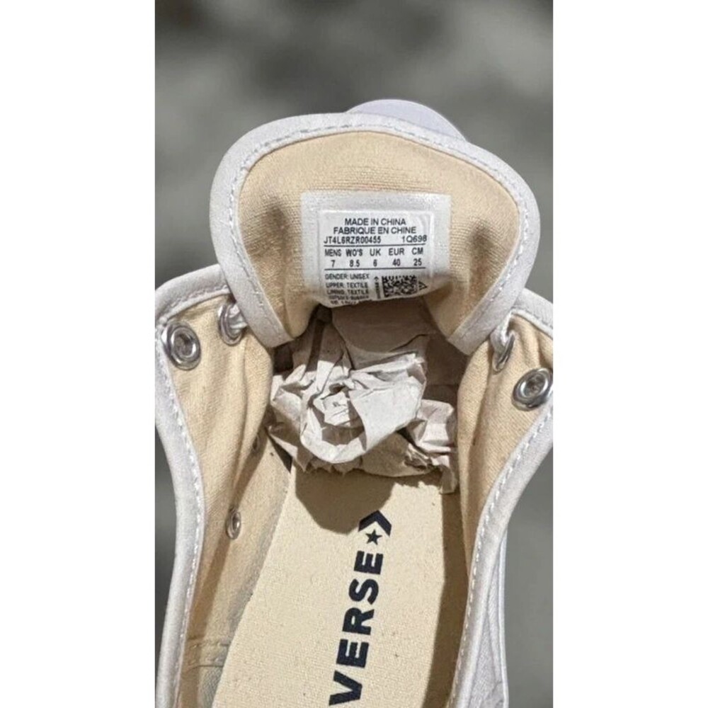 Converse - Picture 10 of 12